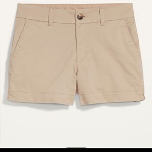NWT Old Navy Everyday Mid-Rise Shorts